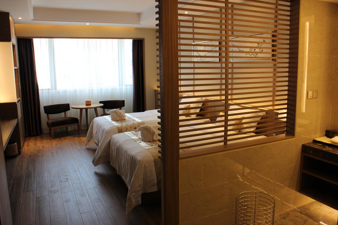 Southern-Club Station 1 Hotel-Free Canton Fair Shuttle Bus Экстерьер фото